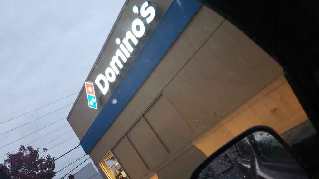 Dominos Pizza | meal delivery | 202 East Ave, Cedartown, GA 30125, USA | 7707480909 OR +1 770-748-0909