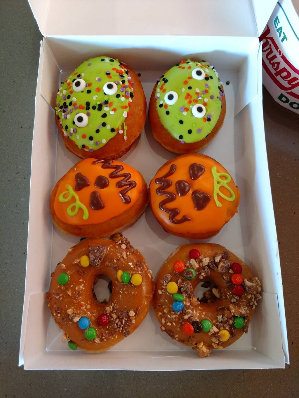 Krispy Kreme | bakery | 520 Main St, Saco, ME 04072, USA | 2075368219 OR +1 207-536-8219