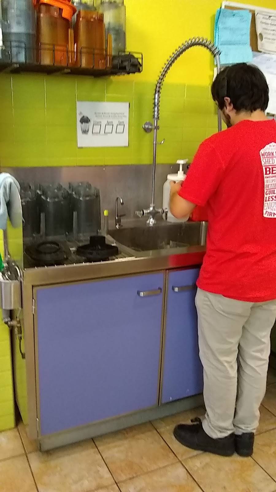 Smoothie King | restaurant | 4970 Barksdale Blvd #1300, Bossier City, LA 71112, USA | 3187477795 OR +1 318-747-7795