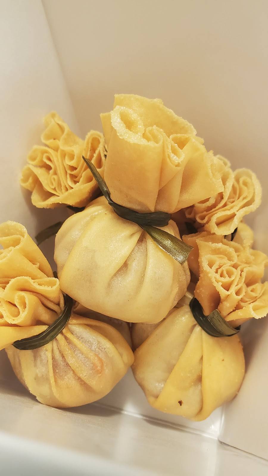 IsOriginal Thai Cuisine | restaurant | 1671 Beacon St, Brookline, MA 02445, USA | 6178790544 OR +1 617-879-0544