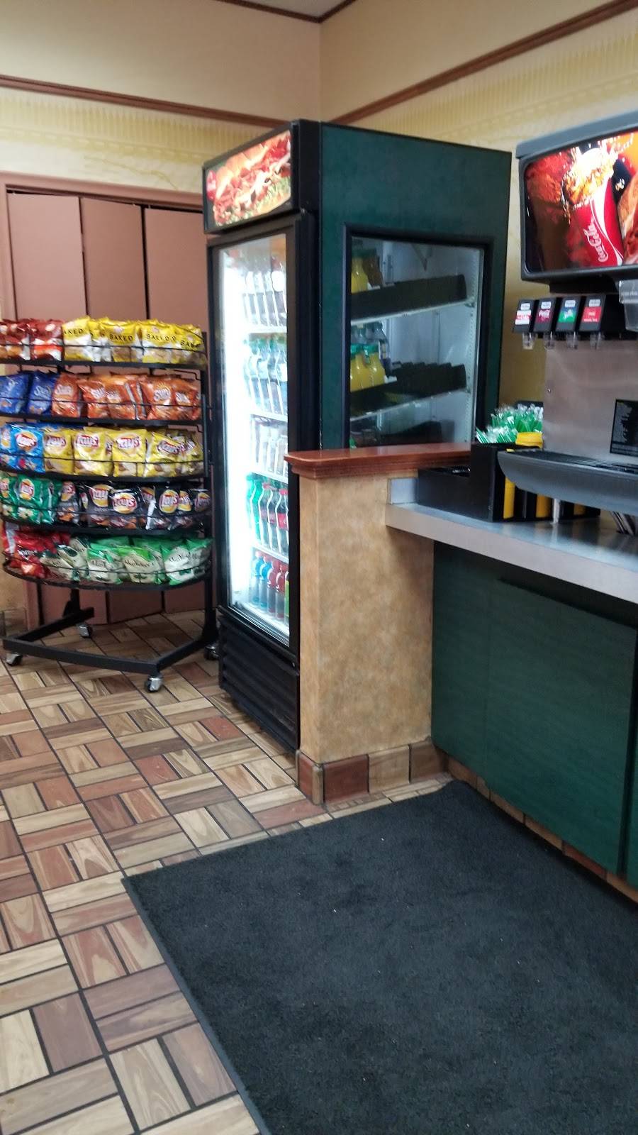 Subway Restaurants | restaurant | 7742 Peters Rd, Plantation, FL 33317, USA | 9543700235 OR +1 954-370-0235