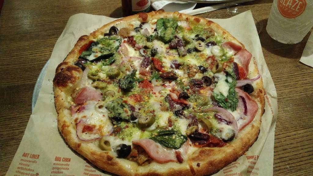 Blaze Pizza | meal takeaway | 12697 N Pennsylvania St, Carmel, IN 46032, USA | 3173439193 OR +1 317-343-9193