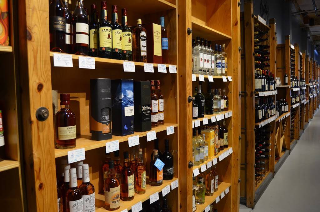 Chesapeake Wine Company | restaurant | 2400 Boston St, Baltimore, MD 21224, USA | 4105224556 OR +1 410-522-4556