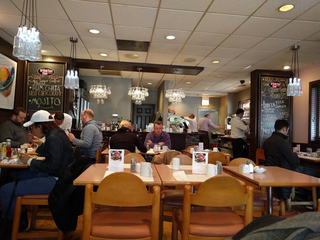 The Breakfast Club and Grill | restaurant | 1381 W Hubbard St, Chicago, IL 60642, USA | 3126662372 OR +1 312-666-2372