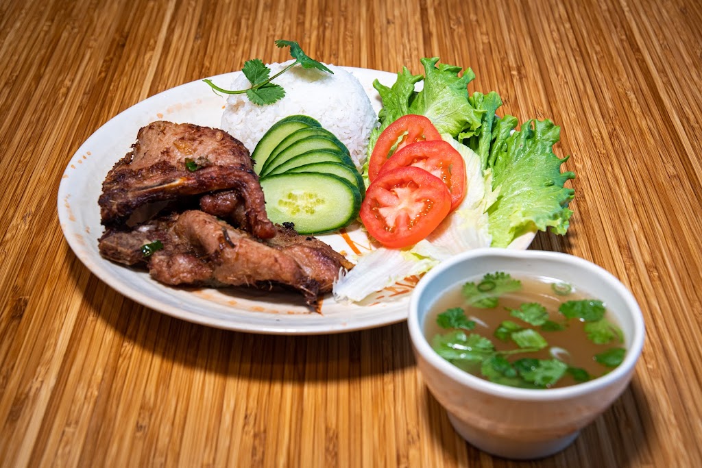 Build The Pho | restaurant | 11440 Euclid Ave, Cleveland, OH 44106, USA | 2169997090 OR +1 216-999-7090