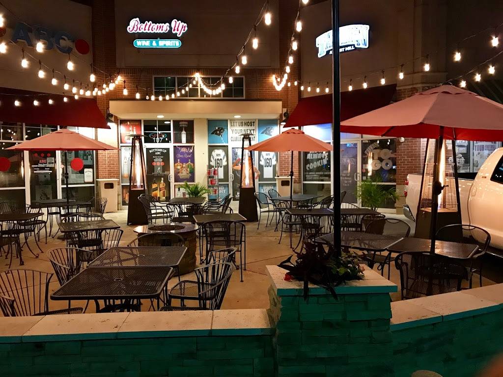 Towne Tavern At Fort Mill | restaurant | 2000 SC-160, Fort Mill, SC 29708, USA | 8038022340 OR +1 803-802-2340