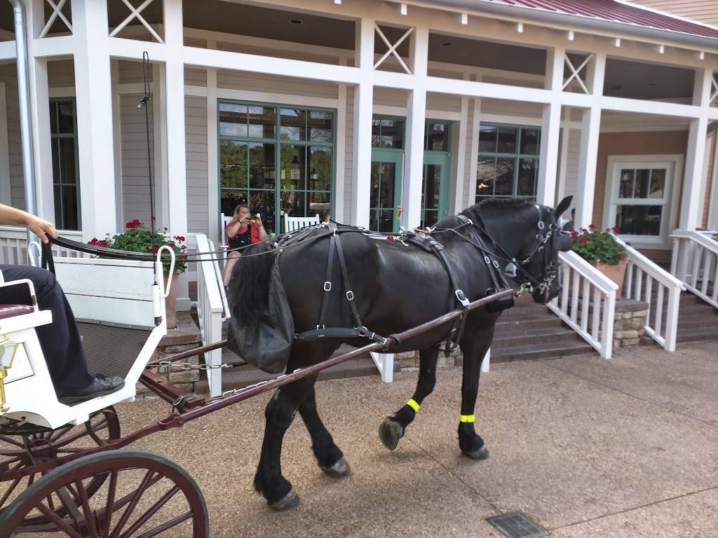 Riverside Mill Food Court | restaurant | 1251 Riverside Dr, Lake Buena Vista, FL 32830, USA | 4079346000 OR +1 407-934-6000