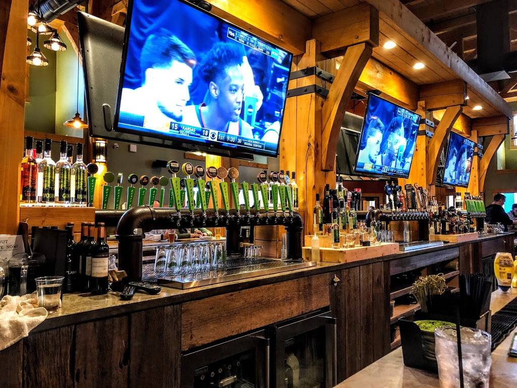 Big Woods Speedway | restaurant | 1002 N Main St, Speedway, IN 46224, USA | 3177573250 OR +1 317-757-3250