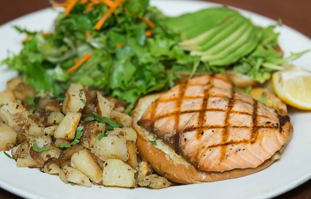 Crepevine | restaurant | 624 Irving St, San Francisco, CA 94121, USA | 4156815858 OR +1 415-681-5858