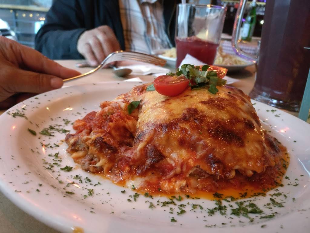 Gulisanos | restaurant | Local 1 y 2 Plaza Marub, Av Rio Tijuana 2554, Revolucion, 22015 Tijuana, B.C., Mexico | 016646818468 OR +52 664 681 8468