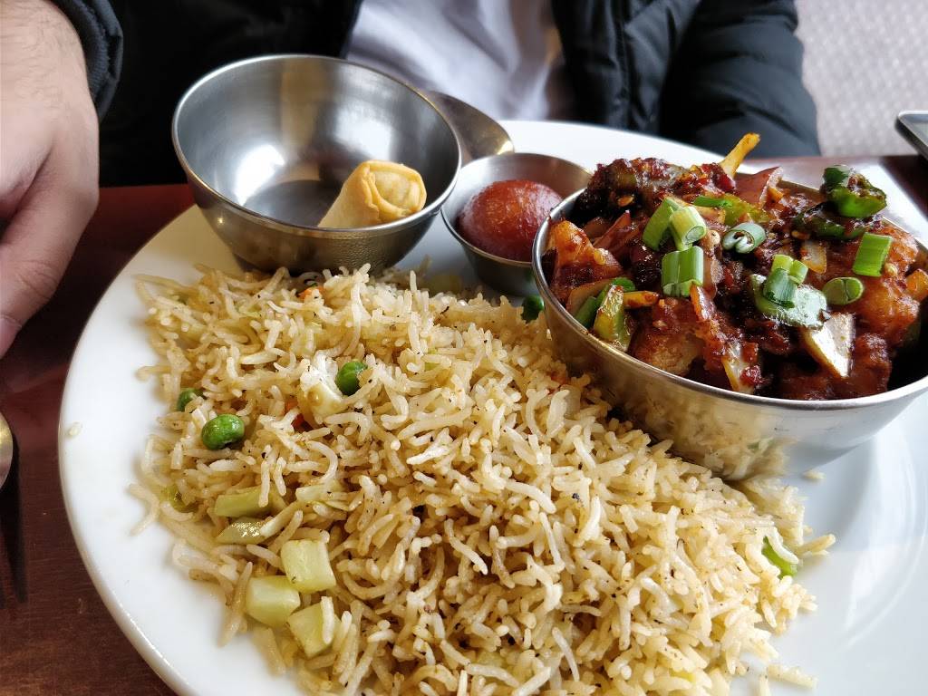 Everest Hakka House | restaurant | 2356 Lake Shore Blvd W, Etobicoke, ON M8V 1B6, Canada | 4166401015 OR +1 416-640-1015