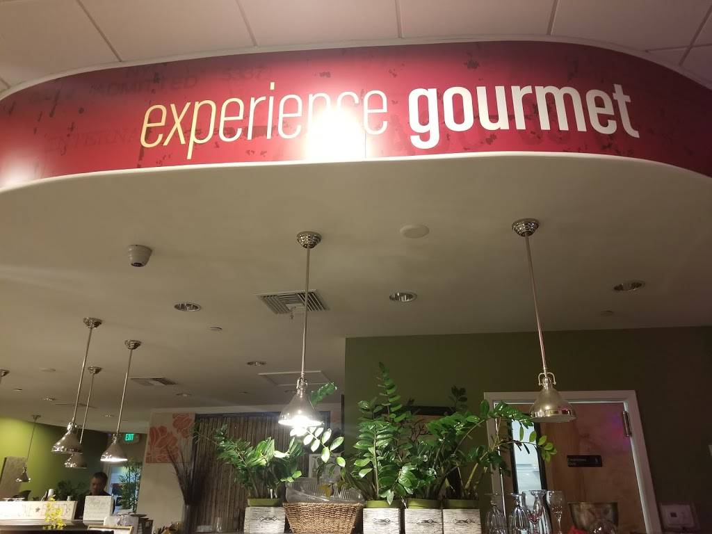 Fiesta Sa Barrio Restaurant | restaurant | 1200 N Pacific Ave, Glendale, CA 91202, USA | 8189562215 OR +1 818-956-2215