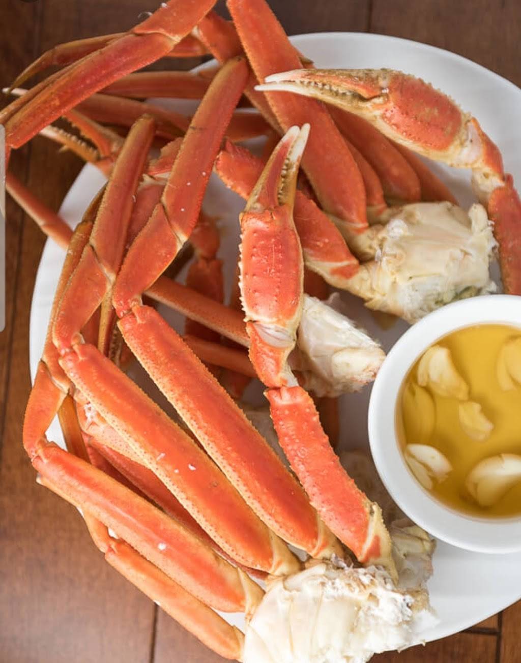The Royal Crab Calabash Seafood Buffet | restaurant | 610 N Kings Hwy, Myrtle Beach, SC 29577, USA | 8433100990 OR +1 843-310-0990