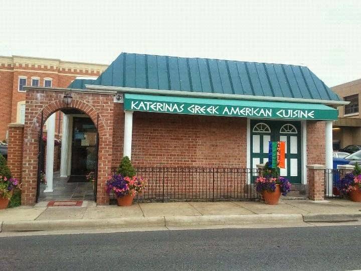 Katerinas Greek Cuisine | restaurant | 9212 Center St, Manassas, VA 20110, USA | 7033614976 OR +1 703-361-4976