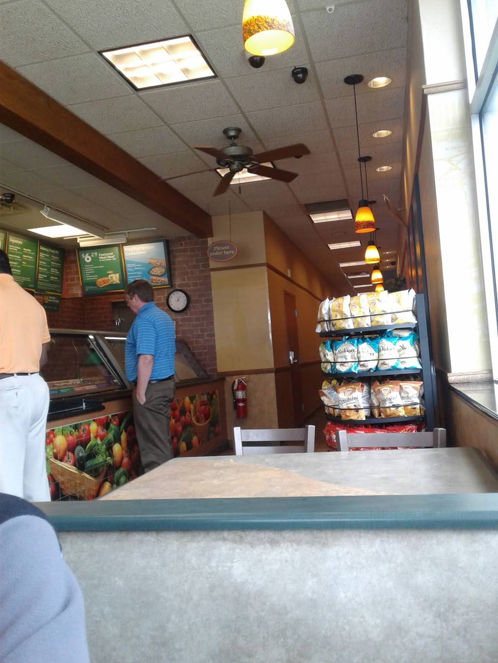 Subway | restaurant | 4538 Calumet Ave, Hammond, IN 46323, USA | 2198520644 OR +1 219-852-0644