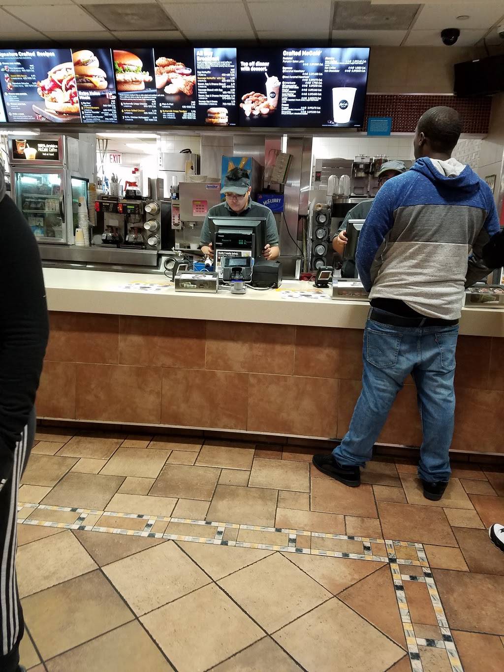 McDonalds | cafe | 155 S Broadway, Yonkers, NY 10701, USA | 9149687804 OR +1 914-968-7804