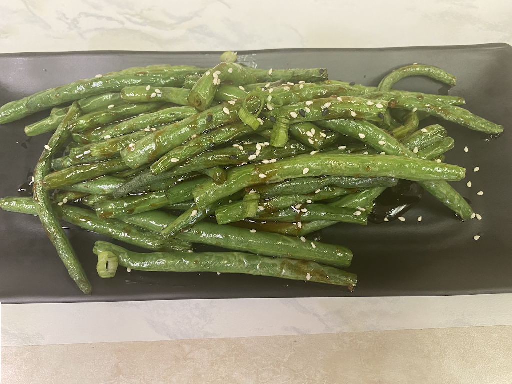 The Millennial | restaurant | 308 E Main St, Rogue River, OR 97537, USA | 5412990339 OR +1 541-299-0339