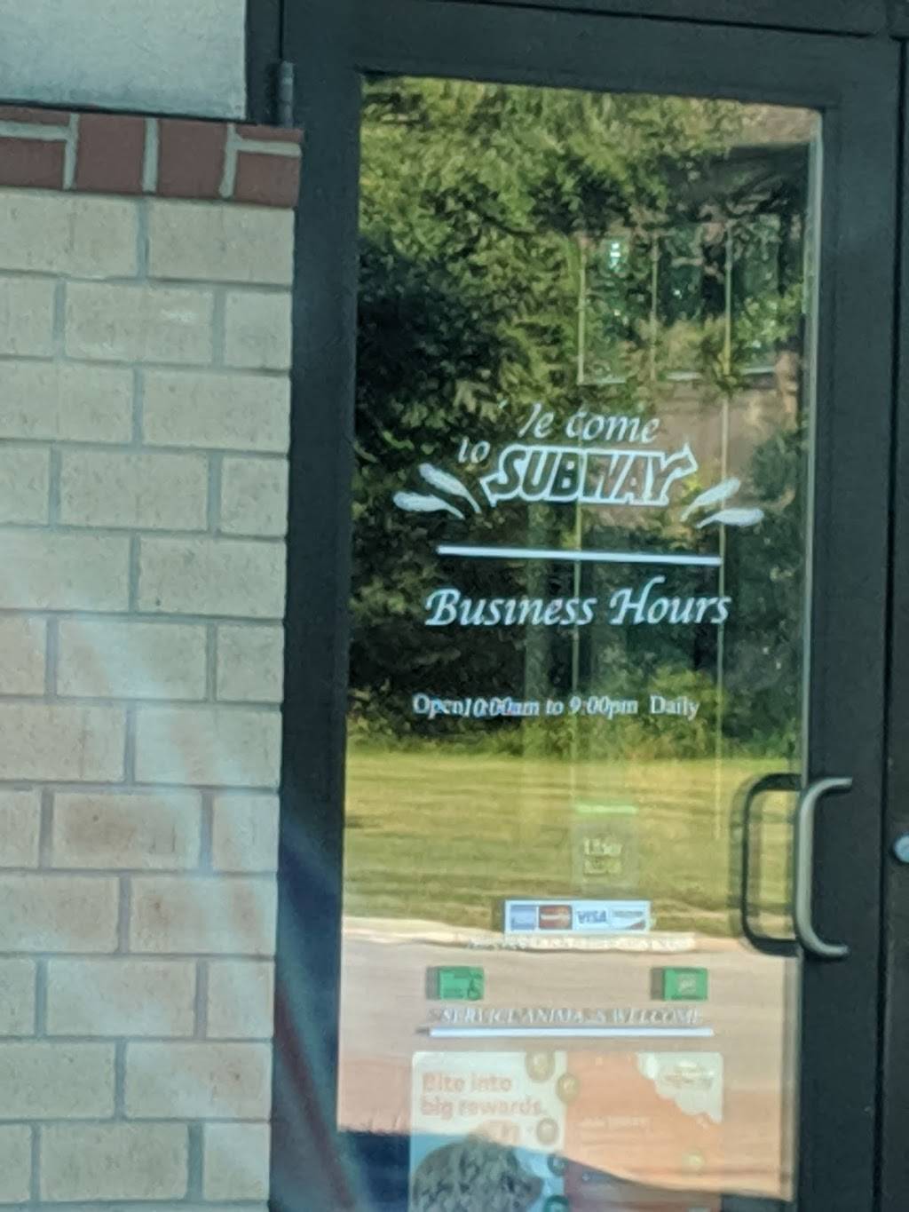 Subway | meal takeaway | 16085 S Bradley Dr, Olathe, KS 66062, USA | 9137680909 OR +1 913-768-0909