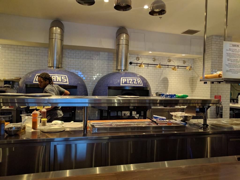 Cogans Pizza | restaurant | 333 Waterside Dr, Norfolk, VA 23510, USA | 7574267433 OR +1 757-426-7433