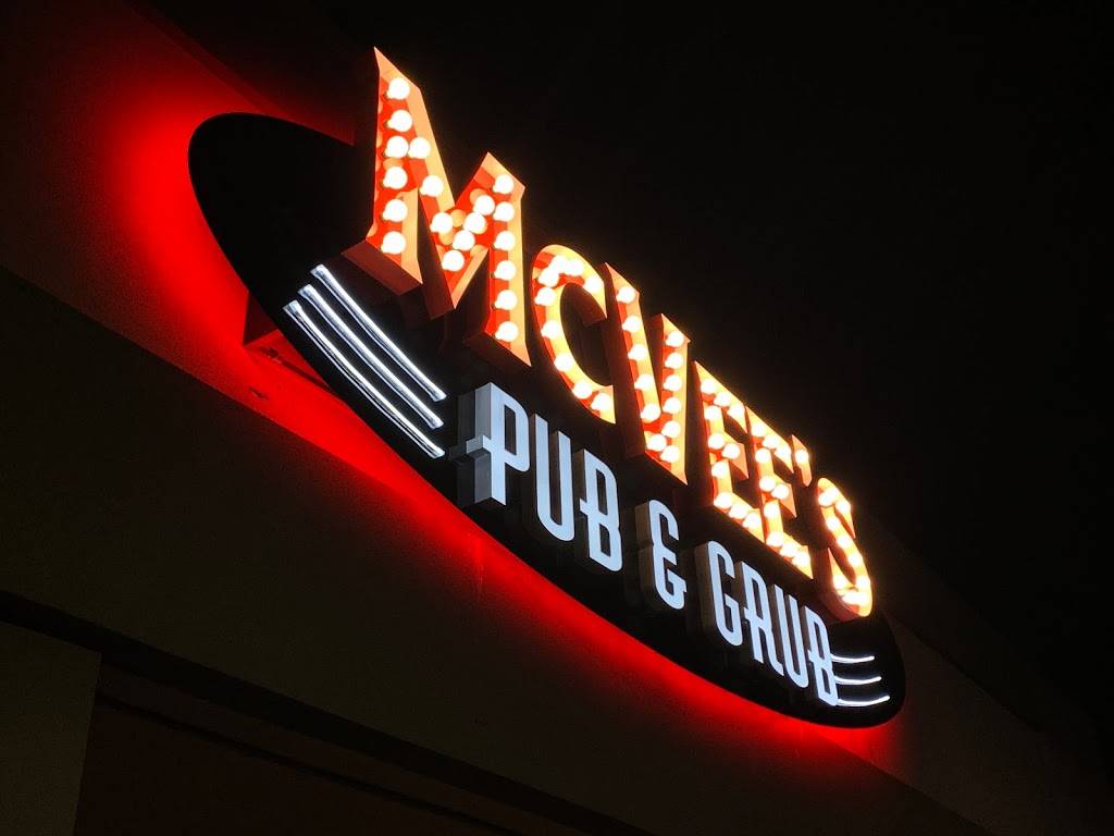McVees Pub and Grub | restaurant | 1129 E Long Lake Rd, Troy, MI 48085, USA | 2488172980 OR +1 248-817-2980