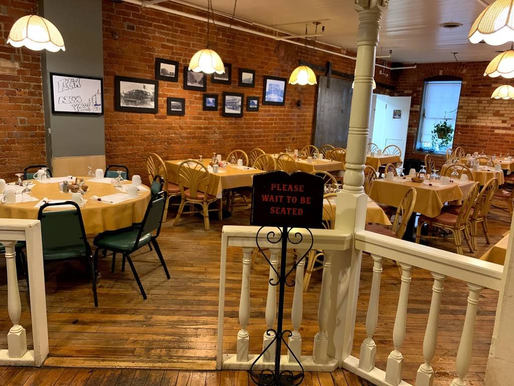 Felix New York Style Restaurant | restaurant | 1100 N Chicago Ave, Goshen, IN 46528, USA | 5745343881 OR +1 574-534-3881