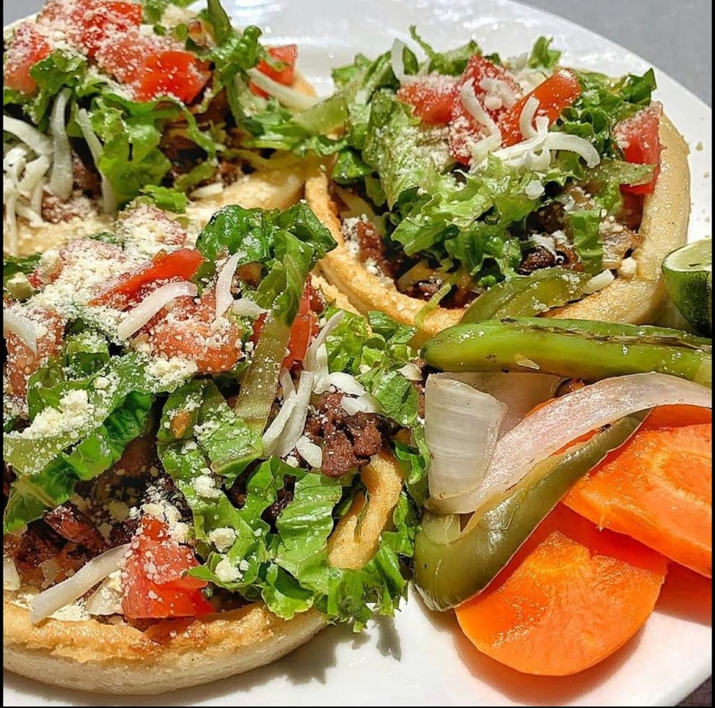 Taqueria La Chiva | restaurant | 1209 W Lindsey St, Norman, OK 73069, USA | 4059027385 OR +1 405-902-7385
