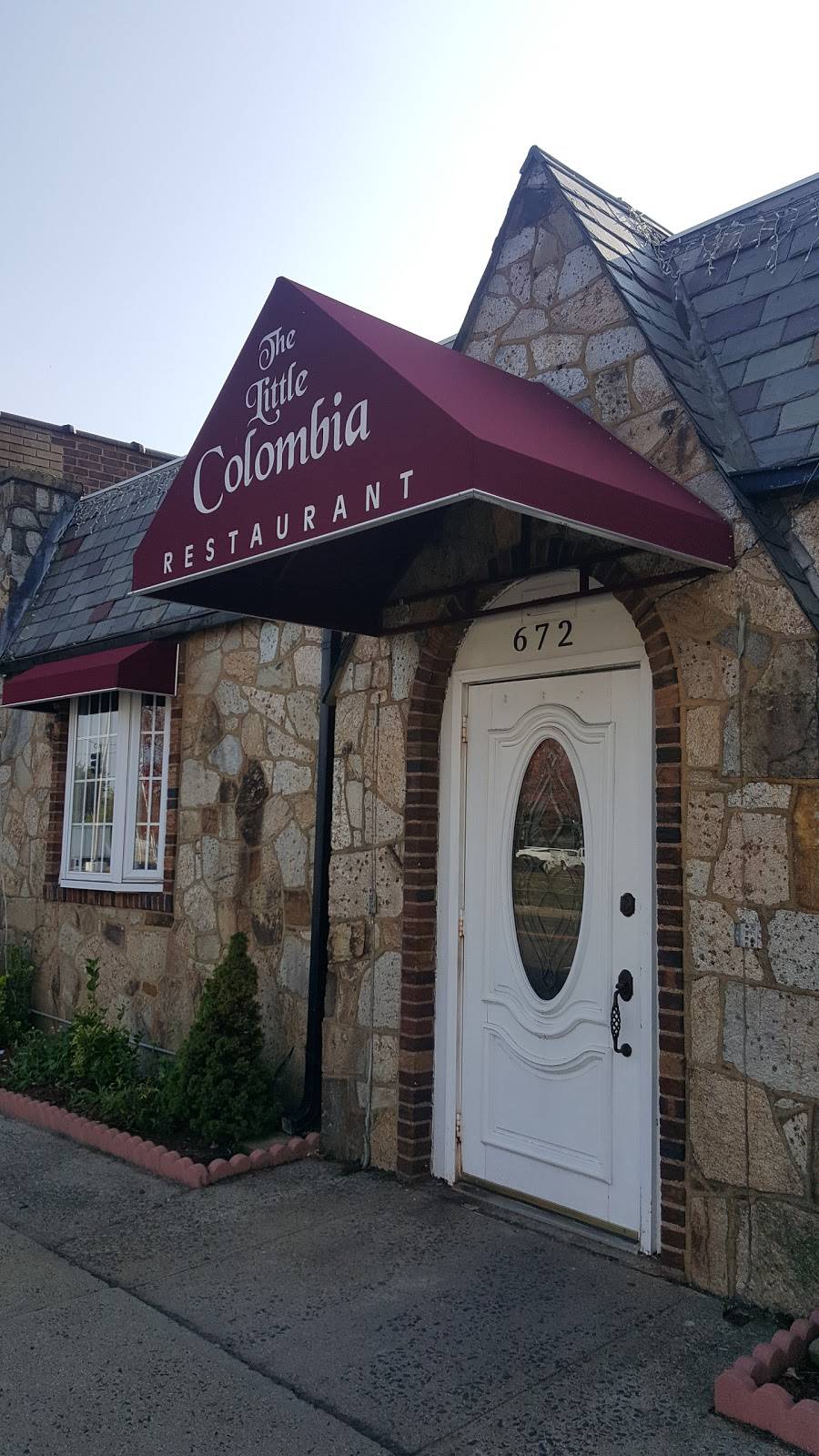 The Little Colombia Restaurant | restaurant | 672 Main St, East Haven, CT 06512, USA | 2037451649 OR +1 203-745-1649