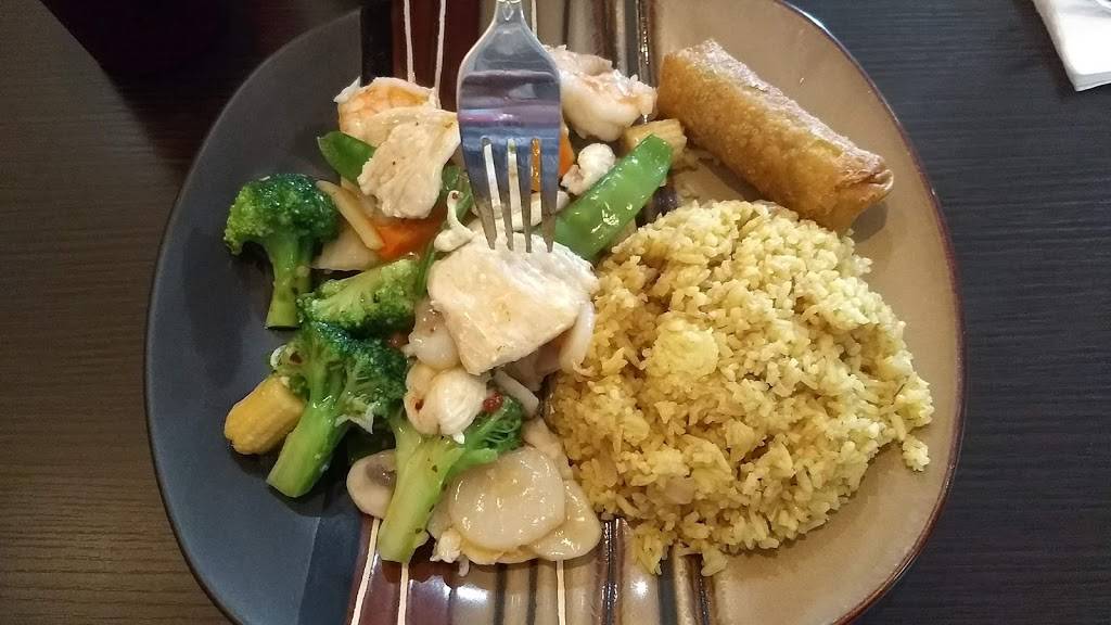 Ling Ling Chinese Restaurant | restaurant | 10476 Shelbyville Rd, Louisville, KY 40223, USA | 5022452100 OR +1 502-245-2100