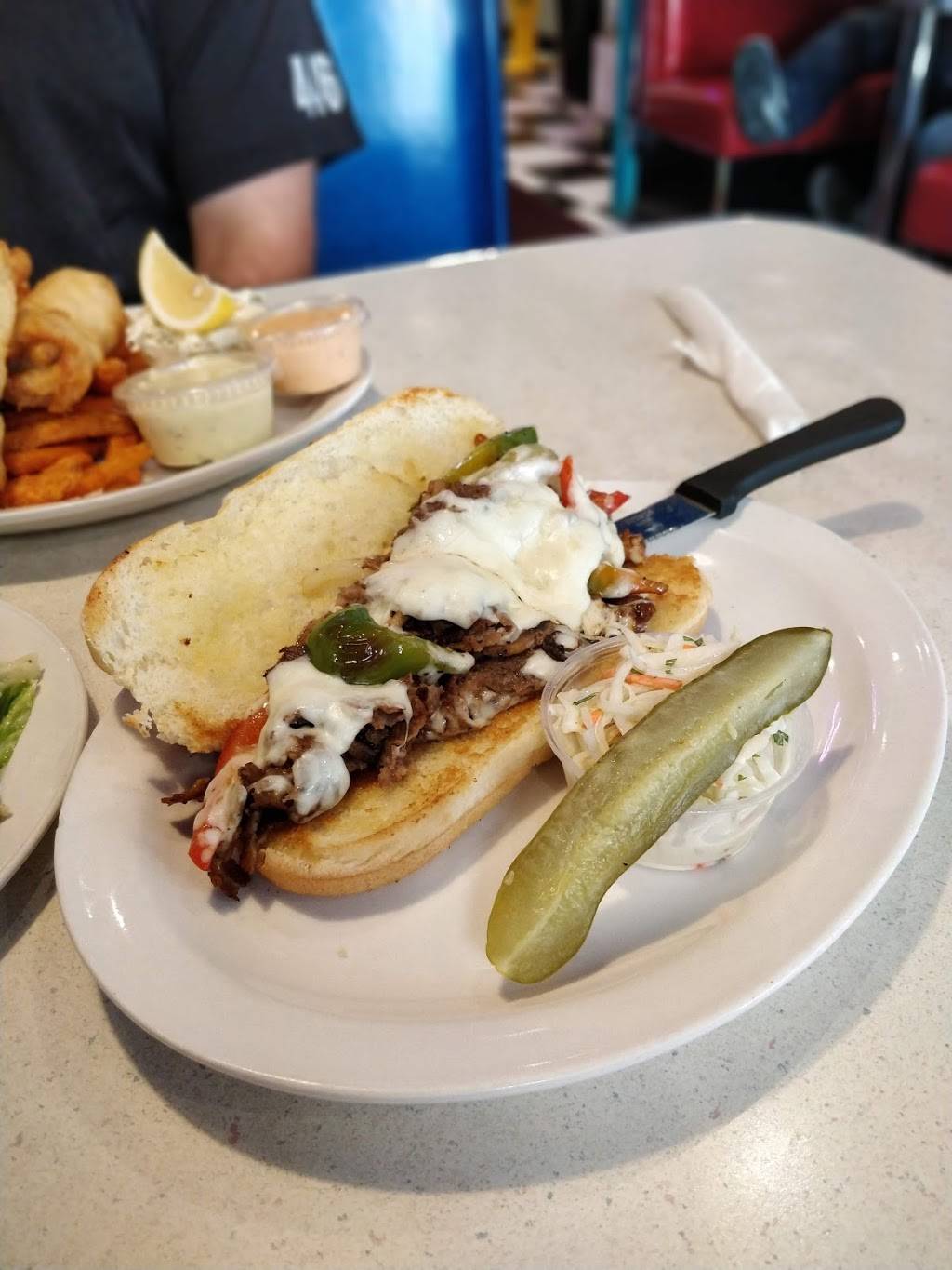 Mercury Diner | restaurant | 165 Wellington St E, Aurora, ON L4G 1J4, Canada | 9057131600 OR +1 905-713-1600