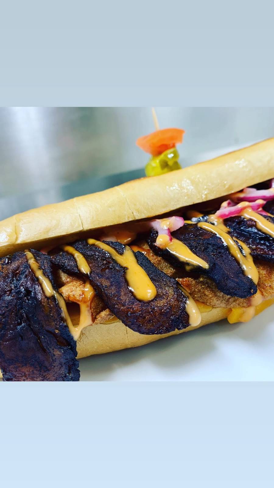 Villa Verde | restaurant | 2601 E 10th St, Greenville, NC 27858, USA | 2526896005 OR +1 252-689-6005