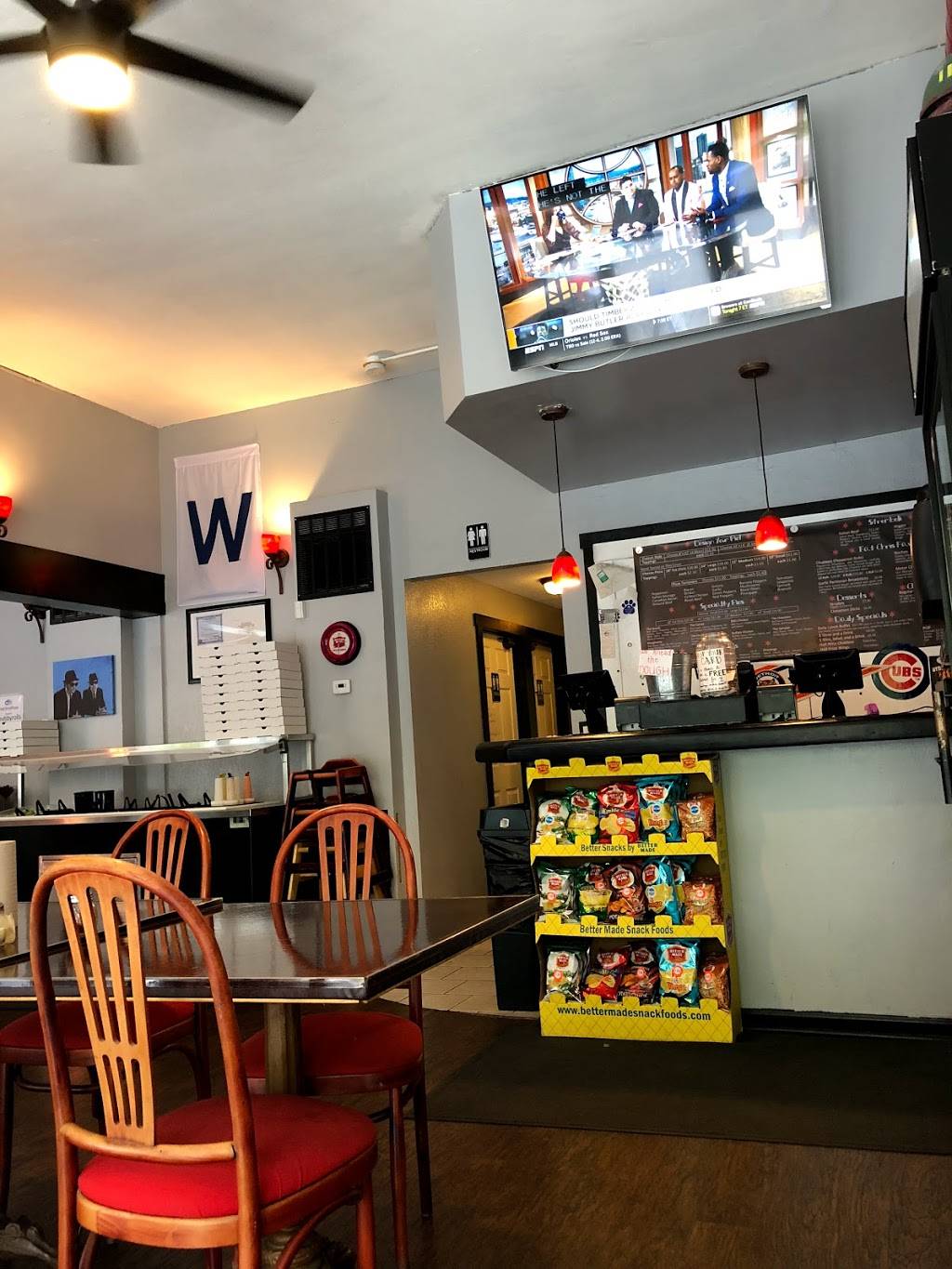 Fat Chriss Pizza and Such | restaurant | 1706 W Foster Ave, Chicago, IL 60640, USA | 7739445444 OR +1 773-944-5444