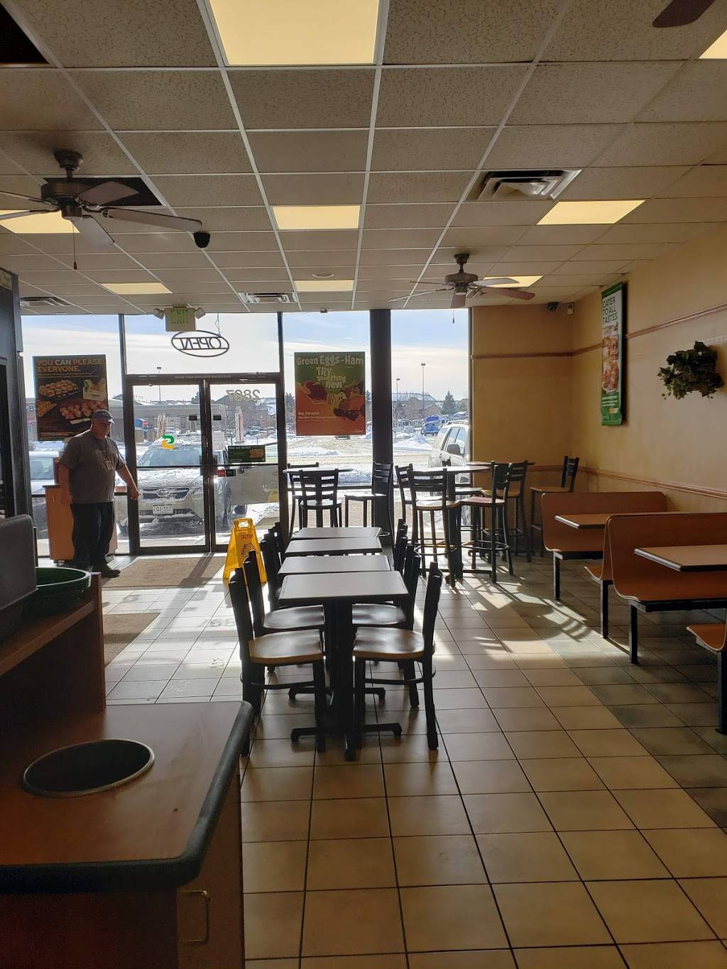 Subway Restaurants | restaurant | 2897 W Belleview Avenue Ste B Centennial, Square, Littleton, CO 80123, USA | 3037303958 OR +1 303-730-3958