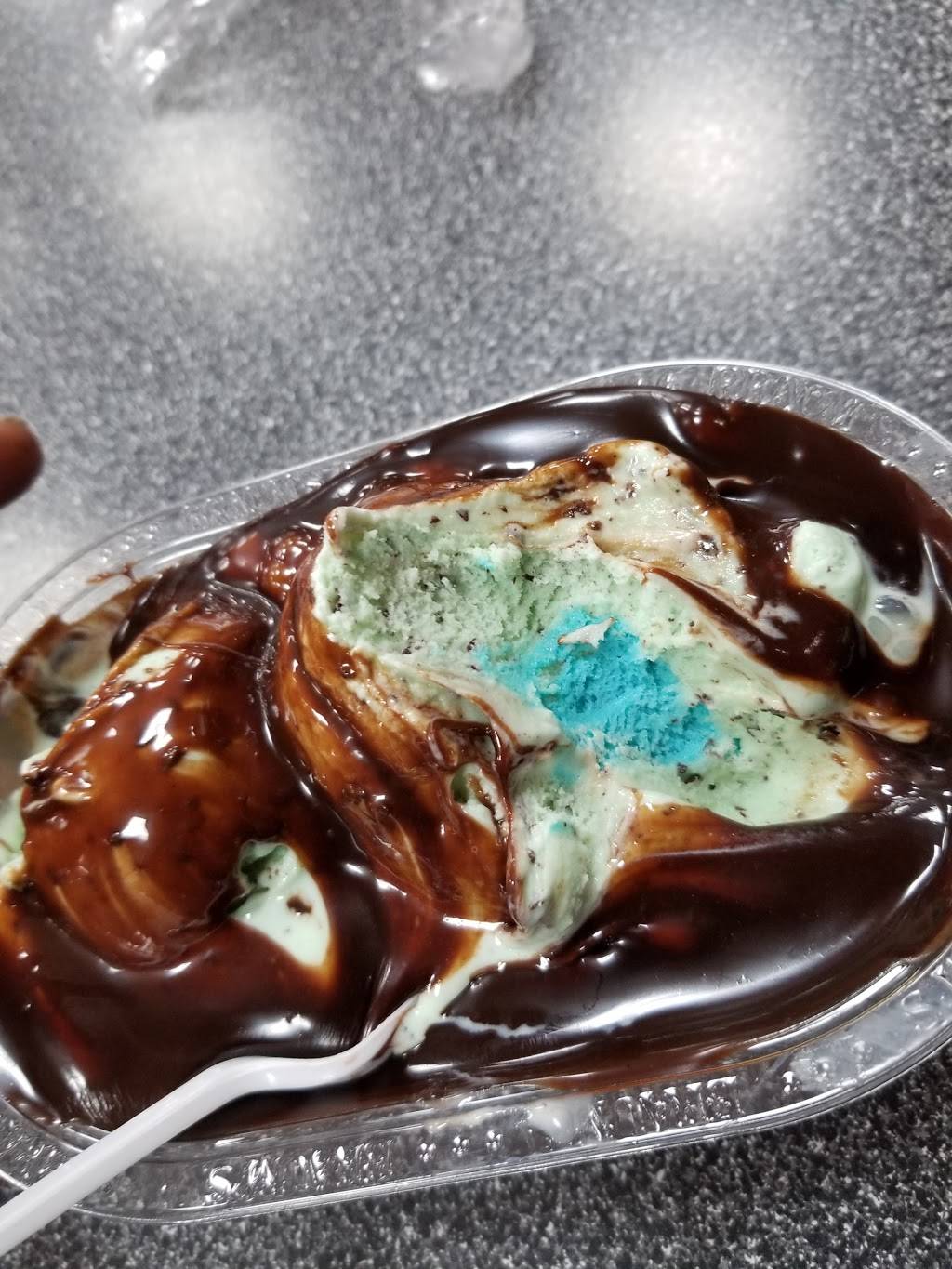 Braums Ice Cream & Burger Restaurant | restaurant | 7351 E Reno Ave, Midwest City, OK 73110, USA | 4057375716 OR +1 405-737-5716