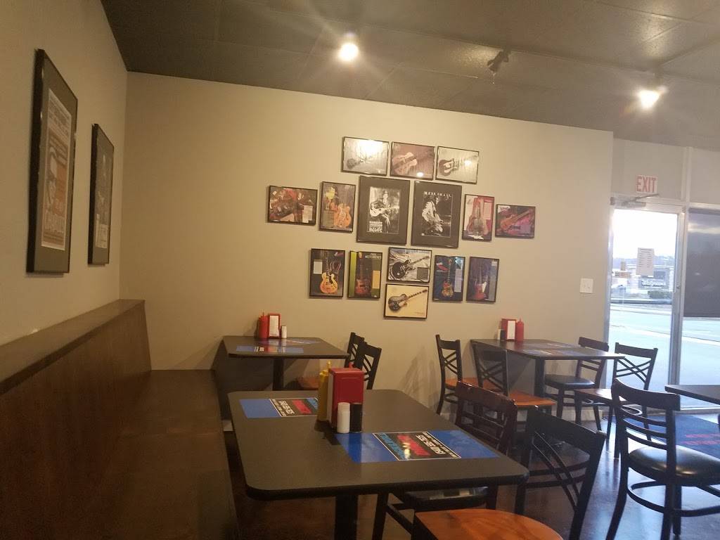 Rock&Roll Diner | restaurant | 2406 Franklin Rd SW, Roanoke, VA 24014, USA | 5405957625 OR +1 540-595-7625