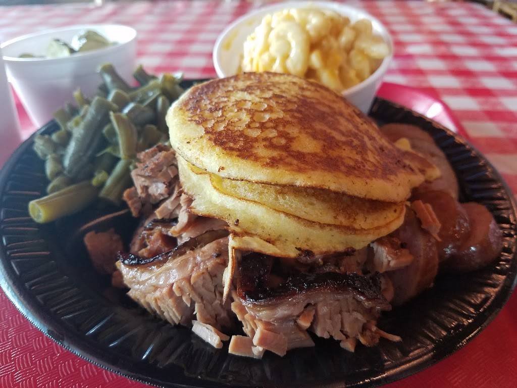 Blue Moon BBQ | restaurant | 711 Park Ave, Lebanon, TN 37087, USA | 6154447920 OR +1 615-444-7920