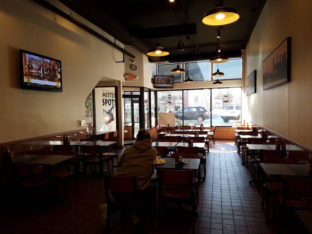 Mr. Spots | meal delivery | 206 N Main St, Bowling Green, OH 43402, USA | 4193527768 OR +1 419-352-7768