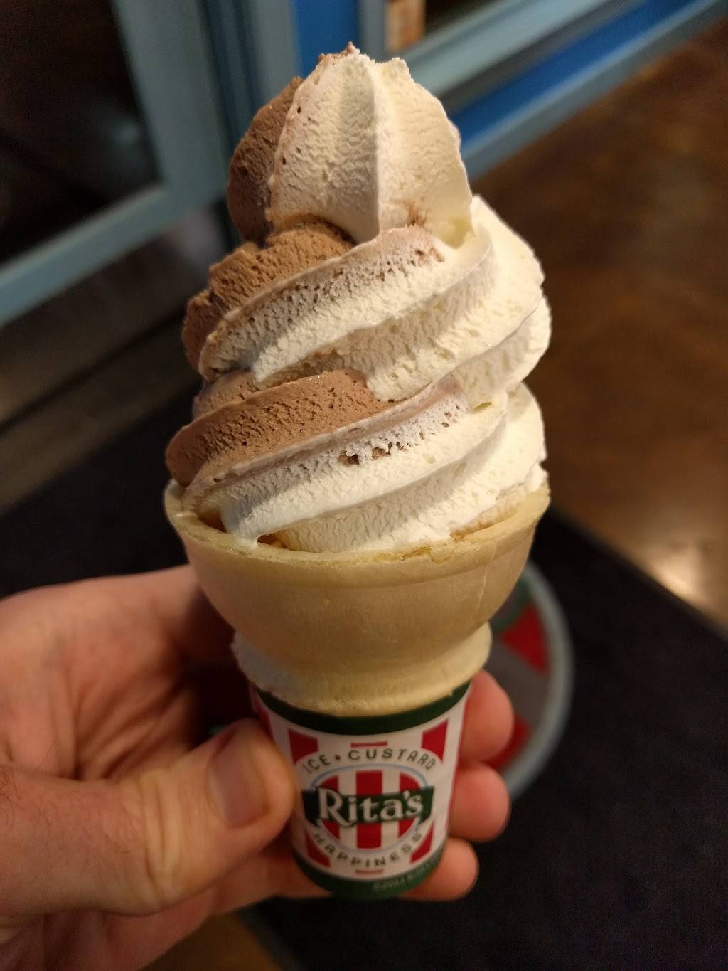 Ritas Italian Ice & Frozen Custard | restaurant | 116 Church St NW, Vienna, VA 22180, USA | 7032728564 OR +1 703-272-8564