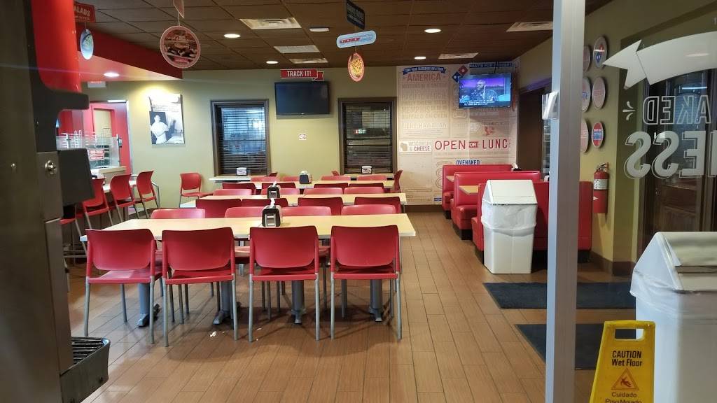 Dominos Pizza | meal delivery | 401 National Rd W, Richmond, IN 47374, USA | 7659668351 OR +1 765-966-8351