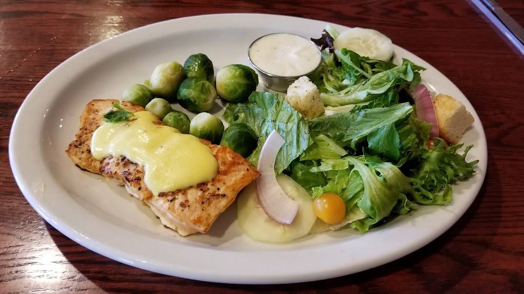 Great Expectations | restaurant | 3551 Plover Rd, Wisconsin Rapids, WI 54494, USA | 7154233190 OR +1 715-423-3190