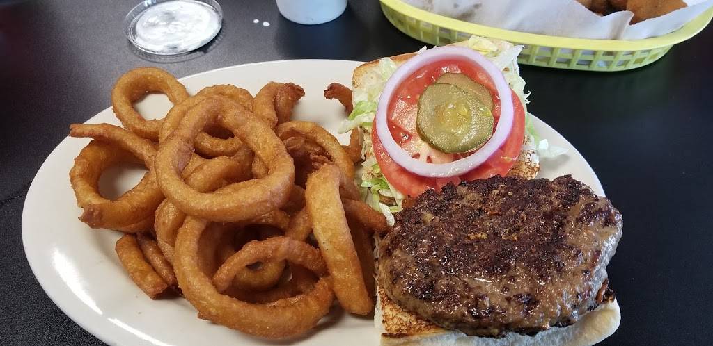 Coaches Corner Sports Bar & Grill | restaurant | 203 Orline St, Wetumpka, AL 36092, USA | 3345143410 OR +1 334-514-3410