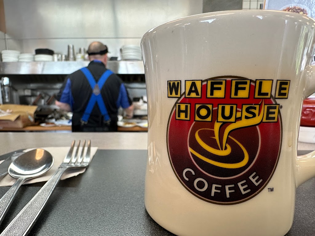 Waffle House | restaurant | 8107 Geyer Springs Rd, Little Rock, AR 72209, USA | 5015650052 OR +1 501-565-0052