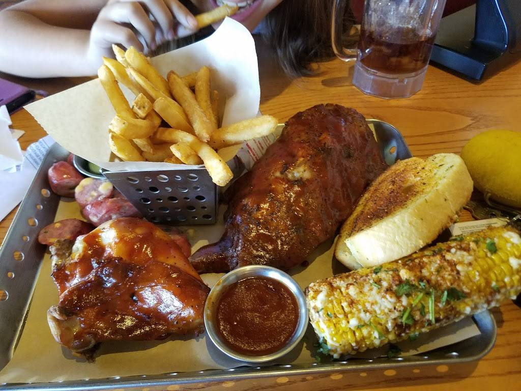 Chilis Grill & Bar | meal takeaway | 2001 Harbison Dr, Vacaville, CA 95687, USA | 7074498072 OR +1 707-449-8072