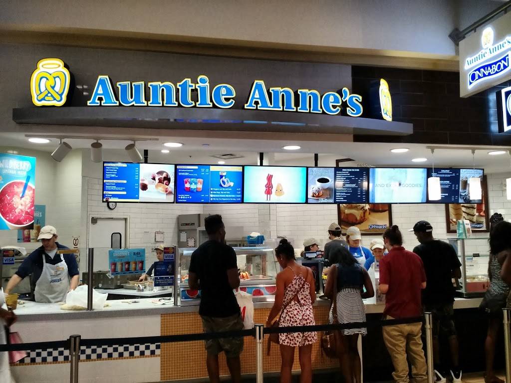 Auntie Annes | restaurant | 451 E Altamonte Dr #1441, Altamonte Springs, FL 32701, USA | 4073326400 OR +1 407-332-6400