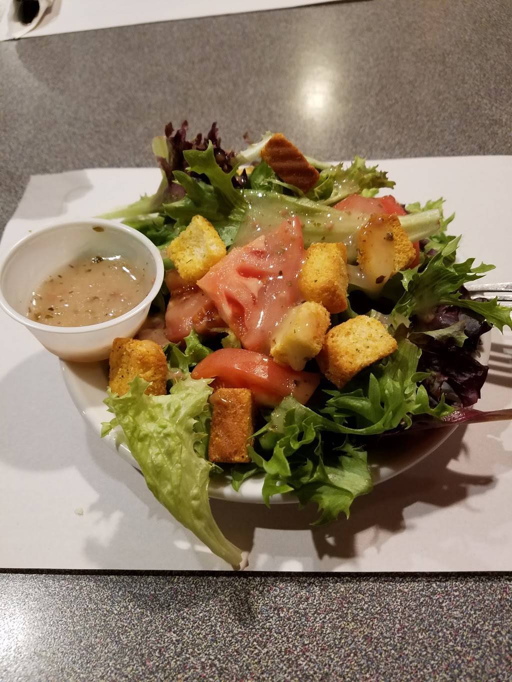 Local Folks Restaurant & Pub | restaurant | 39601 60th St, Burlington, WI 53105, USA | 2625393200 OR +1 262-539-3200