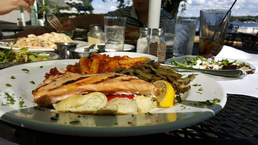 The Waterfront | restaurant | 5713 Beech Ave, Coloma, MI 49038, USA | 2694687777 OR +1 269-468-7777