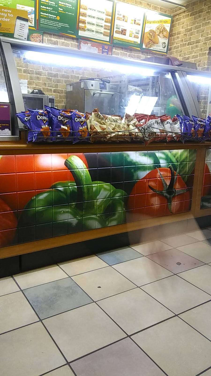 Subway | restaurant | 3120 W Cardinal Dr, Beaumont, TX 77705, USA | 4098404700 OR +1 409-840-4700