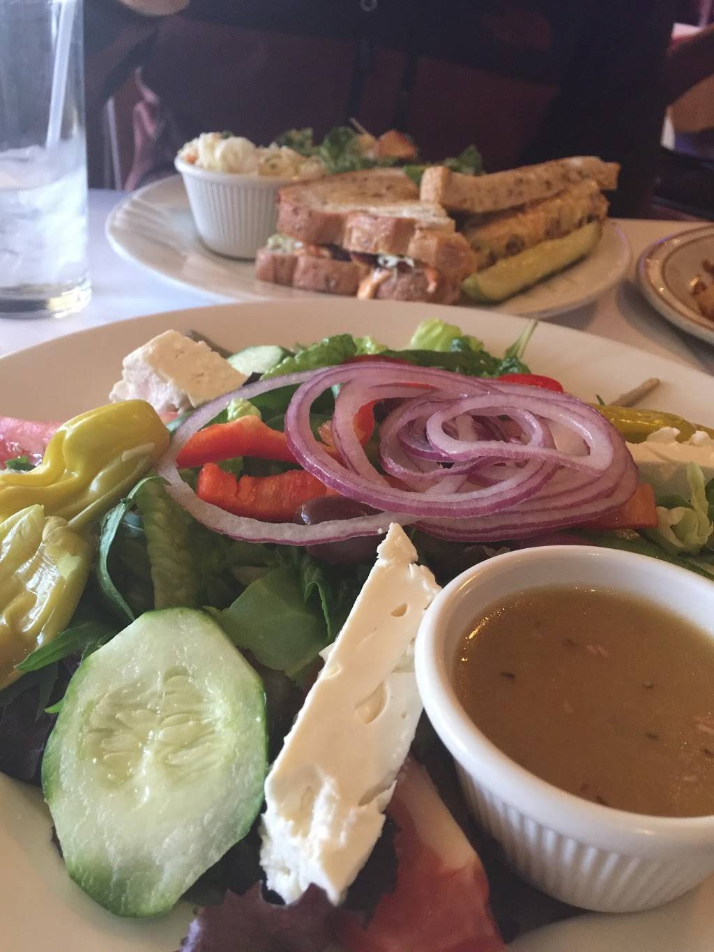 DC Boathouse | restaurant | 5441 MacArthur Blvd NW, Washington, DC 20016, USA | 2023622628 OR +1 202-362-2628