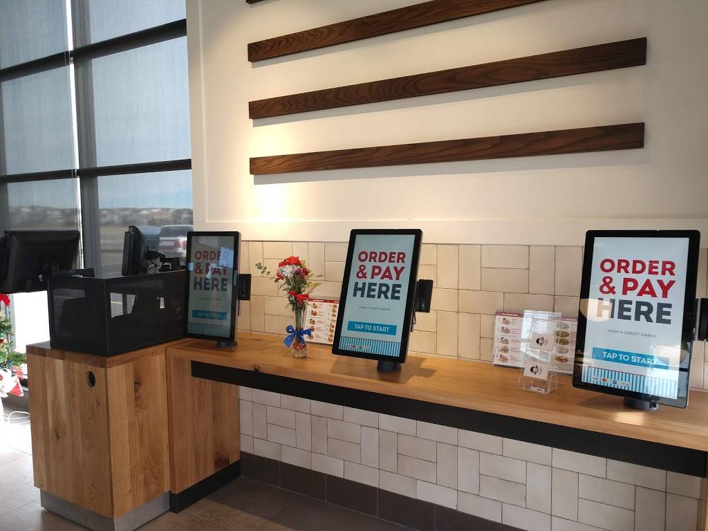 Wendys | restaurant | 15581 E 104th Ave, Commerce City, CO 80022, USA | 7209283989 OR +1 720-928-3989