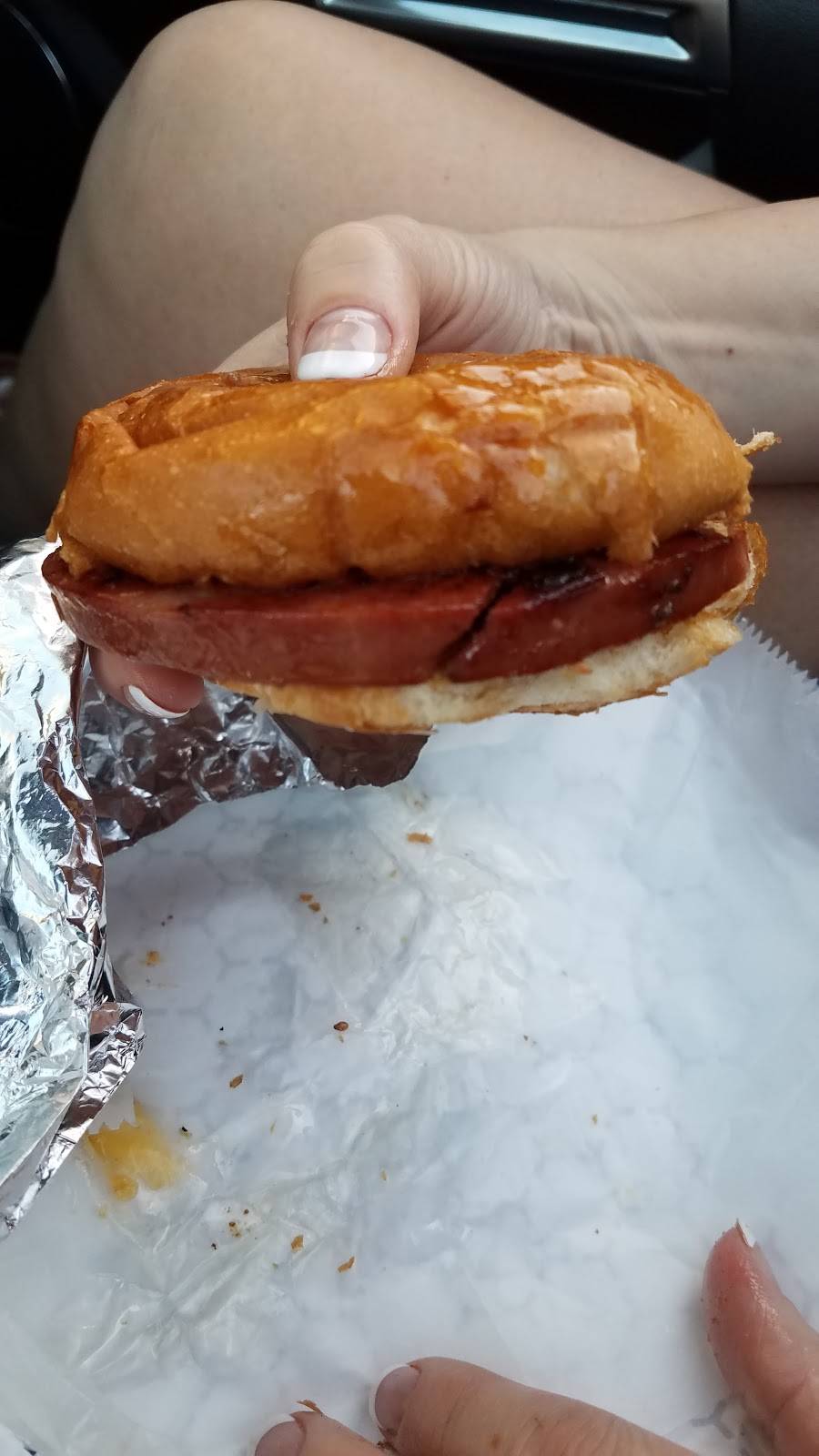 Swensons (West Akron) Drive-In Restaurant | restaurant | 40 S Hawkins Ave, Akron, OH 44313, USA | 3308648416 OR +1 330-864-8416