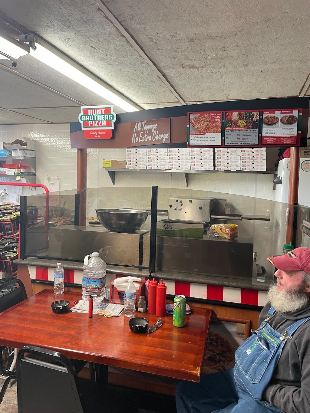 Ts Quick Stop | restaurant | 203 OLD, KY-7, Sandy Hook, KY 41171, USA | 6067389710 OR +1 606-738-9710